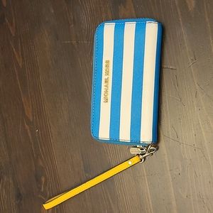 Michael Kors Wallet/Wristlet